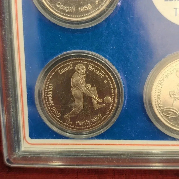 Edmonton Commonwealth Games  Commemorative Medallions (3) - Picture 6 of 8